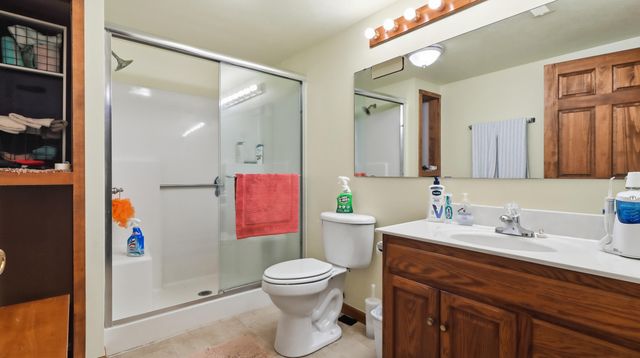 136 Looney Lane, Pontiac, MO 65729