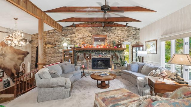 136 Looney Lane, Pontiac, MO 65729