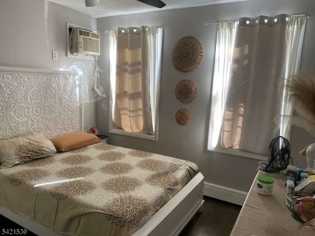 116 Redwood Ave, Paterson City, NJ 07522