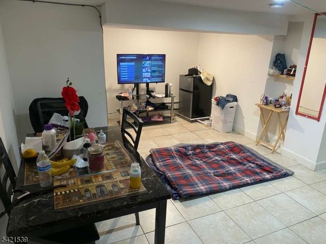 116 Redwood Ave, Paterson City, NJ 07522