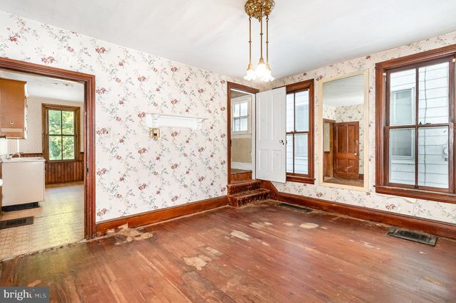 548 NELSON STREET, Chambersburg, PA 17201
