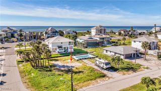 7950 Buccaneer DR, Fort Myers Beach, FL 33931