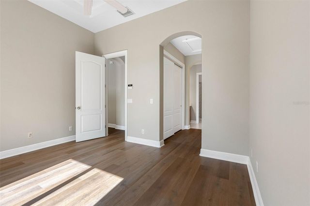 6030 YEATS MANOR DRIVE 105, Tampa, FL 33616