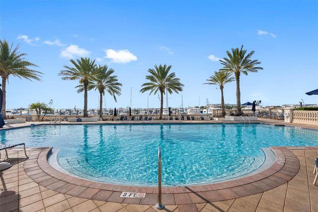 6030 YEATS MANOR DRIVE 105, Tampa, FL 33616