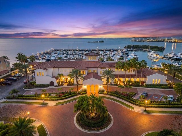6030 YEATS MANOR DRIVE 105, Tampa, FL 33616