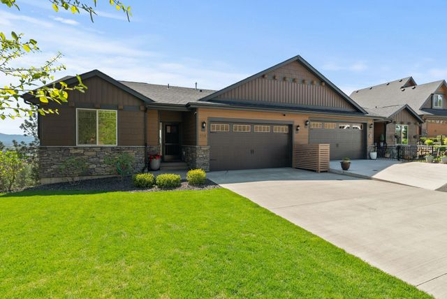 5718 N Vista Park Dr, Spokane, WA 99217