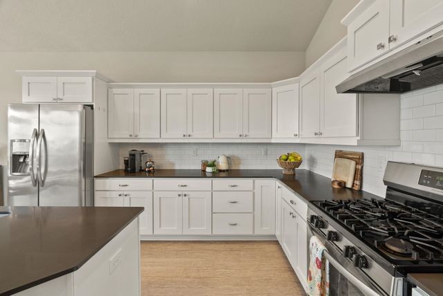 5718 N Vista Park Dr, Spokane, WA 99217