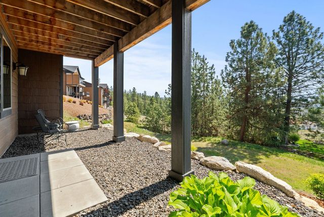 5718 N Vista Park Dr, Spokane, WA 99217