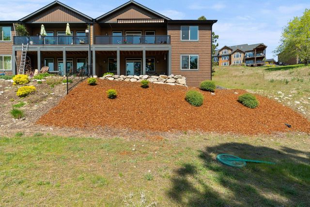 5718 N Vista Park Dr, Spokane, WA 99217