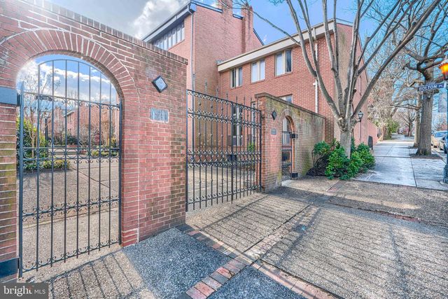 211 BOLTON PL, Baltimore, MD 21217