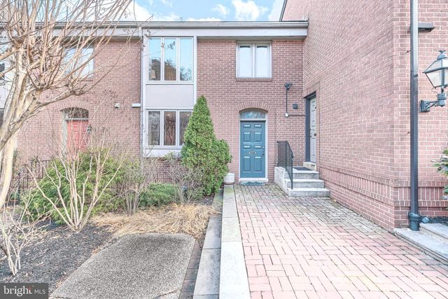 211 BOLTON PL, Baltimore, MD 21217