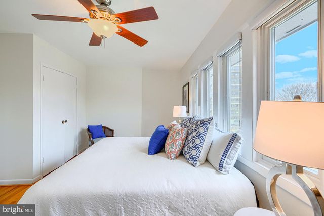 211 BOLTON PL, Baltimore, MD 21217