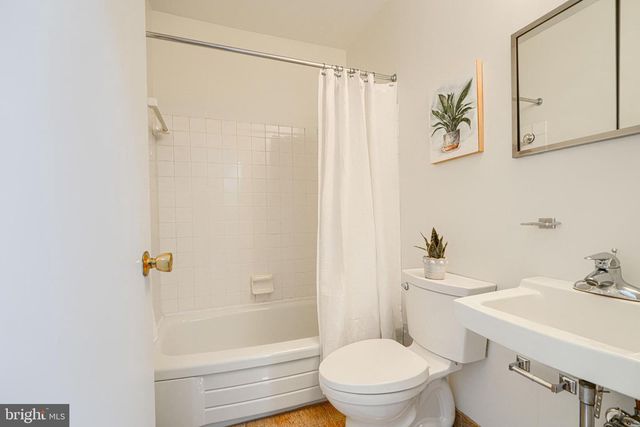 211 BOLTON PL, Baltimore, MD 21217