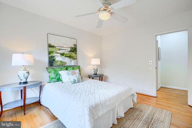 211 BOLTON PL, Baltimore, MD 21217