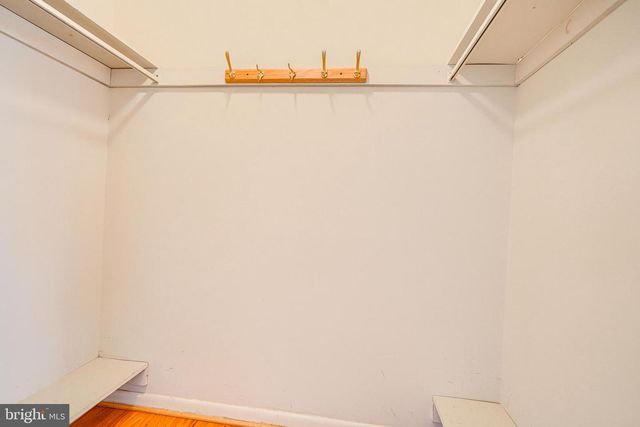 211 BOLTON PL, Baltimore, MD 21217