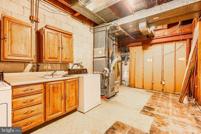 211 BOLTON PL, Baltimore, MD 21217