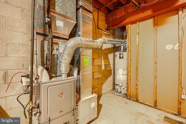 211 BOLTON PL, Baltimore, MD 21217