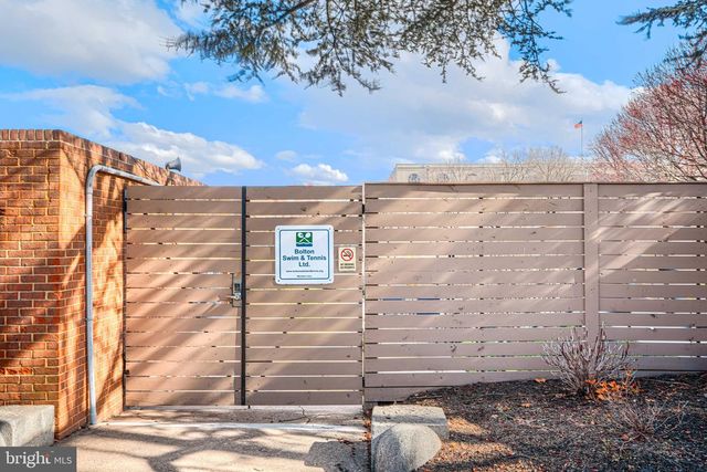 211 BOLTON PL, Baltimore, MD 21217