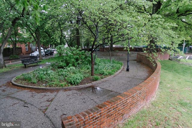 211 BOLTON PL, Baltimore, MD 21217