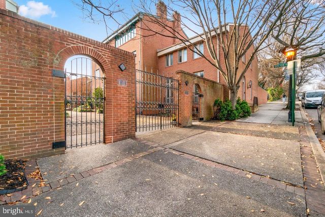 211 BOLTON PL, Baltimore, MD 21217