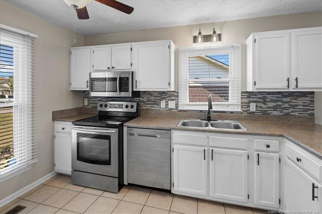 5695 Juneberry Lane, Fayetteville, NC 28304