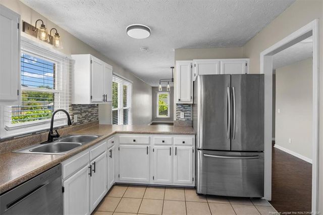 5695 Juneberry Lane, Fayetteville, NC 28304