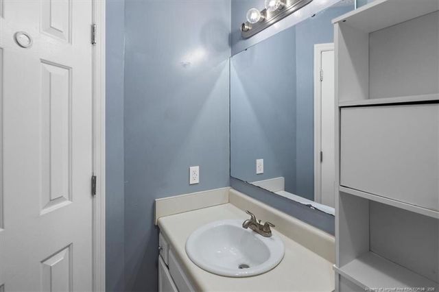 5695 Juneberry Lane, Fayetteville, NC 28304