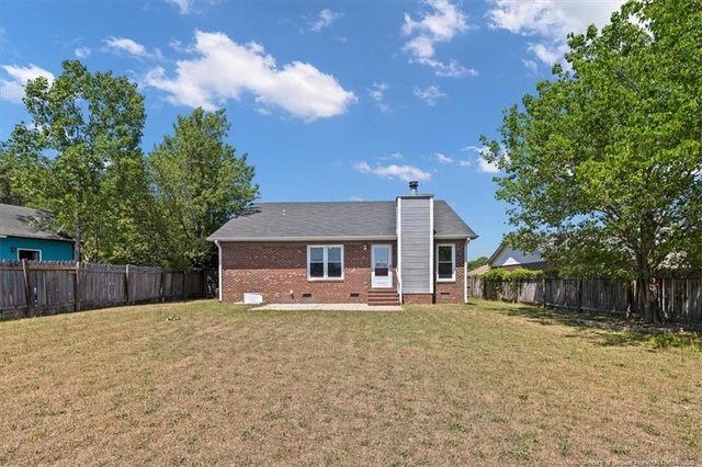 5695 Juneberry Lane, Fayetteville, NC 28304