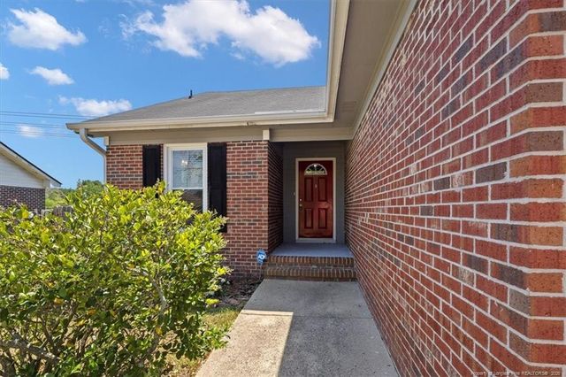 5695 Juneberry Lane, Fayetteville, NC 28304