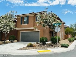 7021 Town Forest Avenue, Las Vegas, NV 89179