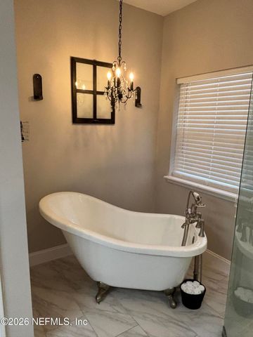 552 ARTHUR MOORE Drive, Green Cove Springs, FL 32043