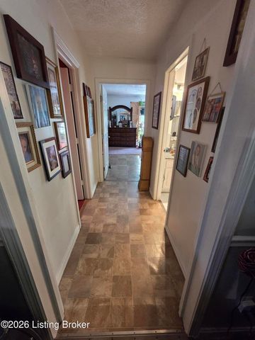 3981 Woodlawn Rd, Bardstown, KY 40004