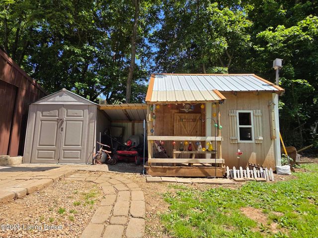 3981 Woodlawn Rd, Bardstown, KY 40004