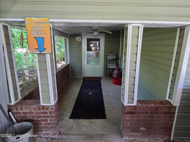 3981 Woodlawn Rd, Bardstown, KY 40004