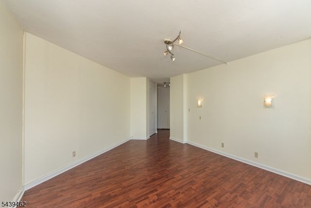 7004 Kennedy Blvd East 39f, Guttenberg Town, NJ 07093