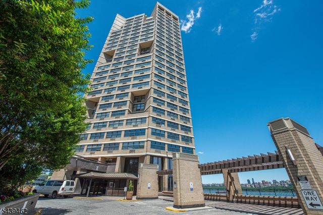 7004 Kennedy Blvd East 39f, Guttenberg Town, NJ 07093