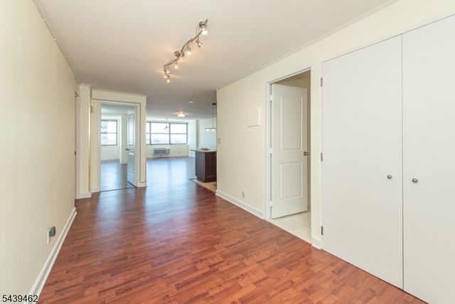 7004 Kennedy Blvd East 39f, Guttenberg Town, NJ 07093