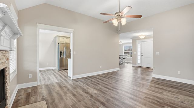 2422 Turtle Trce, Murfreesboro, TN 37127