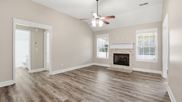 2422 Turtle Trce, Murfreesboro, TN 37127