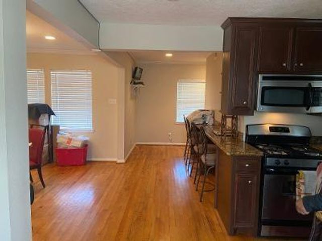 2906 Evella Street, Houston, TX 77026