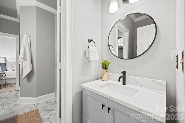 3211 Moores Glen Drive, Charlotte, NC 28209