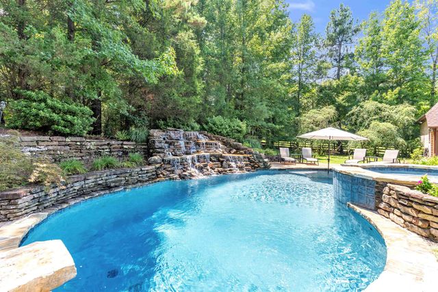 105 ASTON BROOK CV, Eads, TN 38028