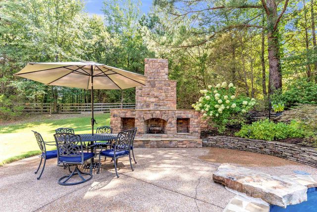 105 ASTON BROOK CV, Eads, TN 38028