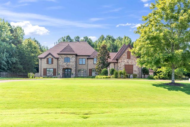 105 ASTON BROOK CV, Eads, TN 38028