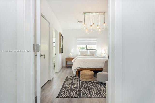 14000 NE 16th Ct, North Miami, FL 33181