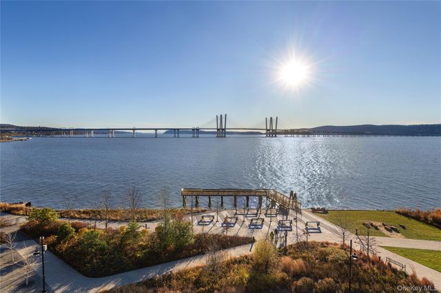4 Lighthouse Landing TH03, Sleepy Hollow, NY 10591