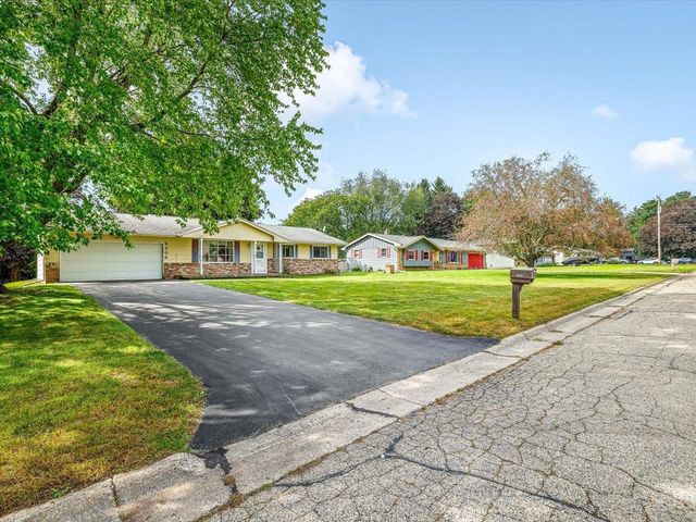 2406 Skyline Drive, Beloit, WI 53511