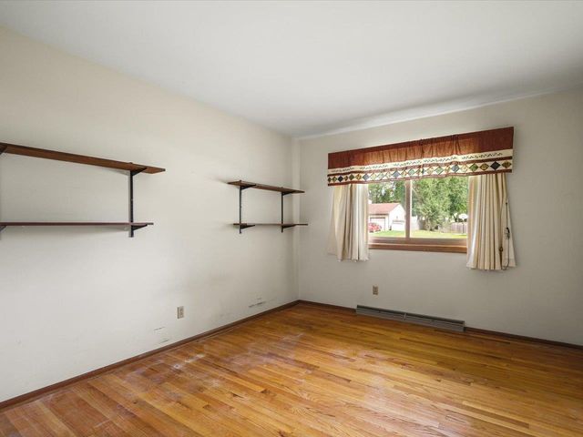 2406 Skyline Drive, Beloit, WI 53511