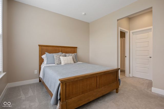 1500 Chatham Village Boulevard, Westfield, IN 46074