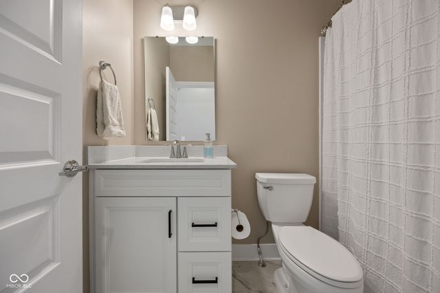 1500 Chatham Village Boulevard, Westfield, IN 46074